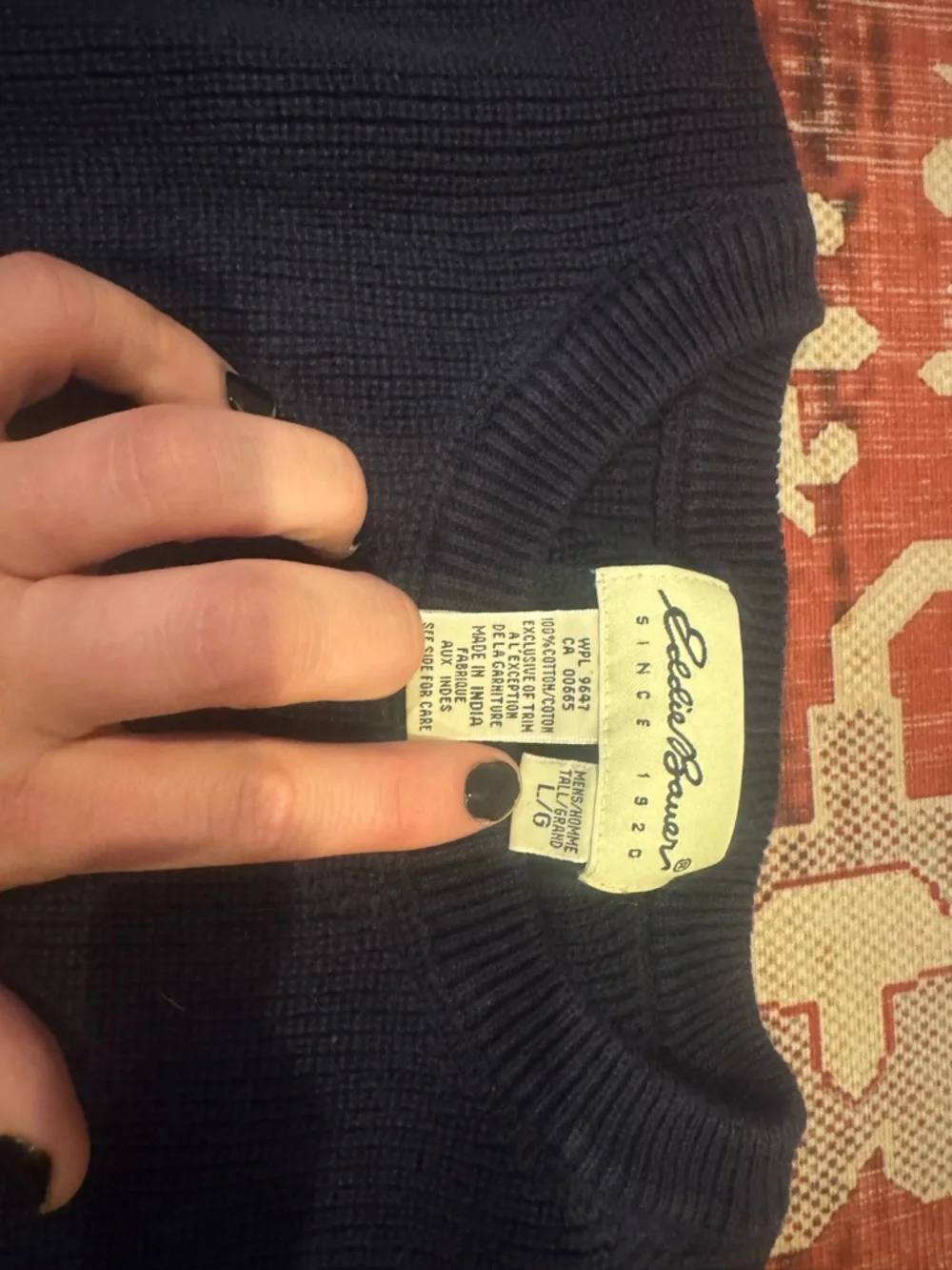Eddie Bauer vintage navy sweater - Picture 2 of 5